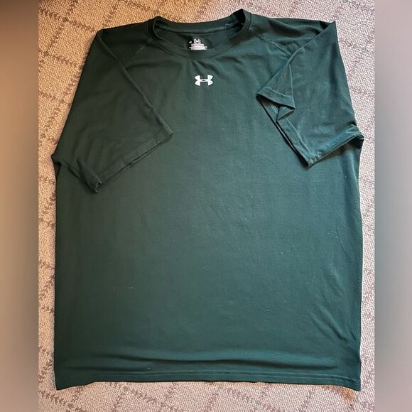 Under Armour Other - Under Armour heat gear dark green performance T Shirt -  L